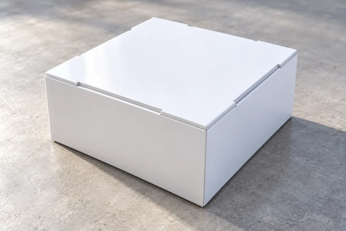 Single white EASY CUBE