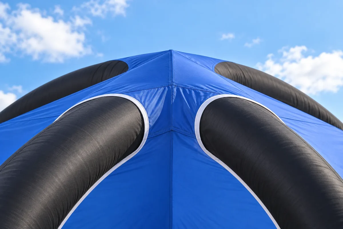 Top junction of the INFLATABLE TENT 6x6